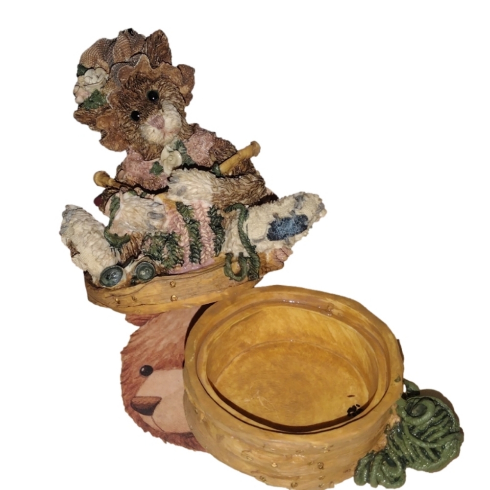 1994 Boyds Bears and Friends - Cookie Catberg...Knittin' Kitten #2250 8E/3142